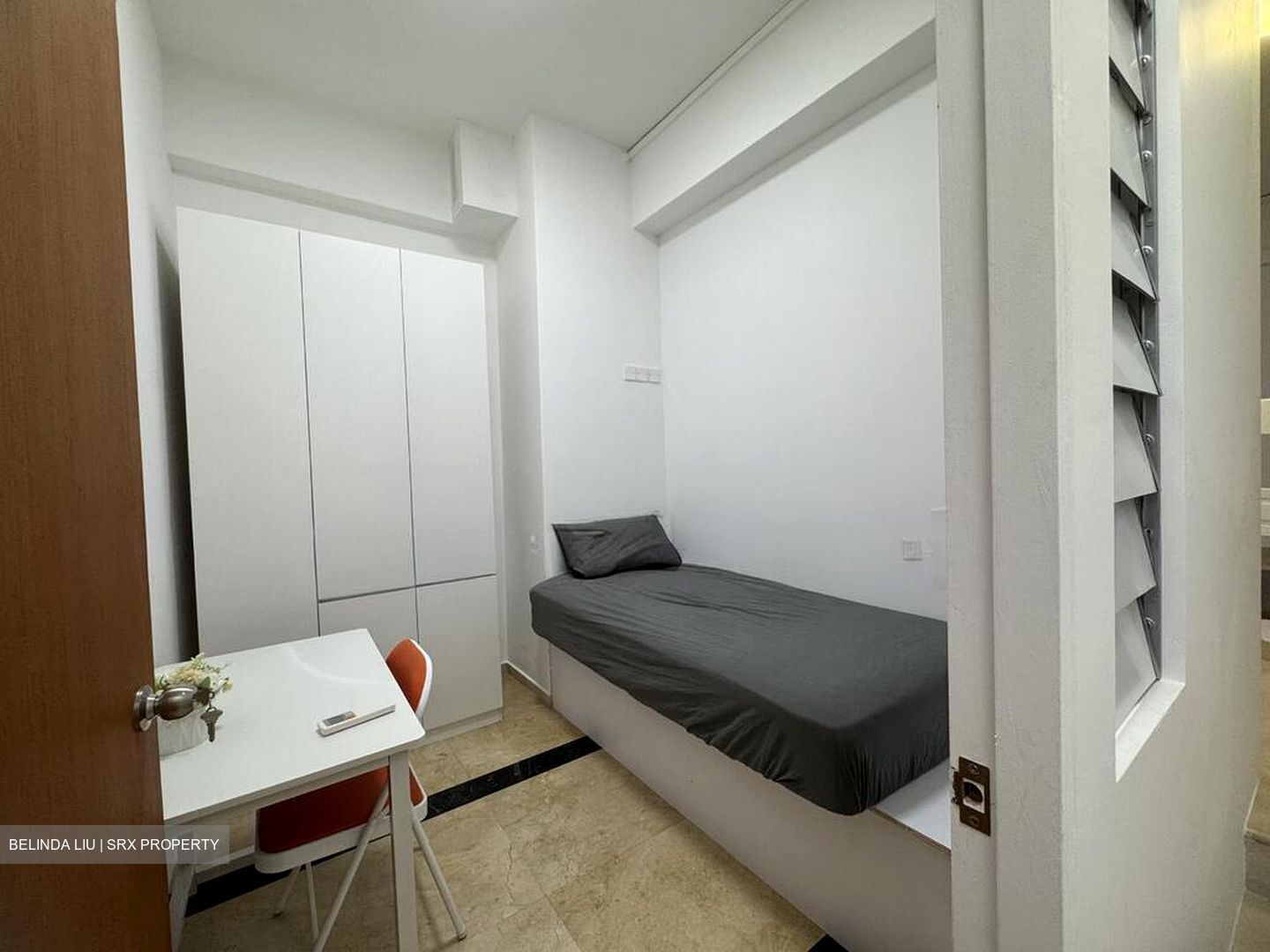 Lakepoint Condominium (D22), Condominium #496104311